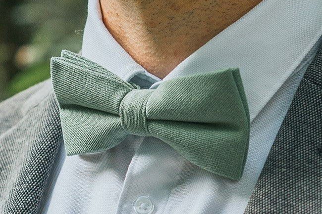 Le Velours dans les Accessoires de Costume : La Tendance Luxe de 2025 Imagen