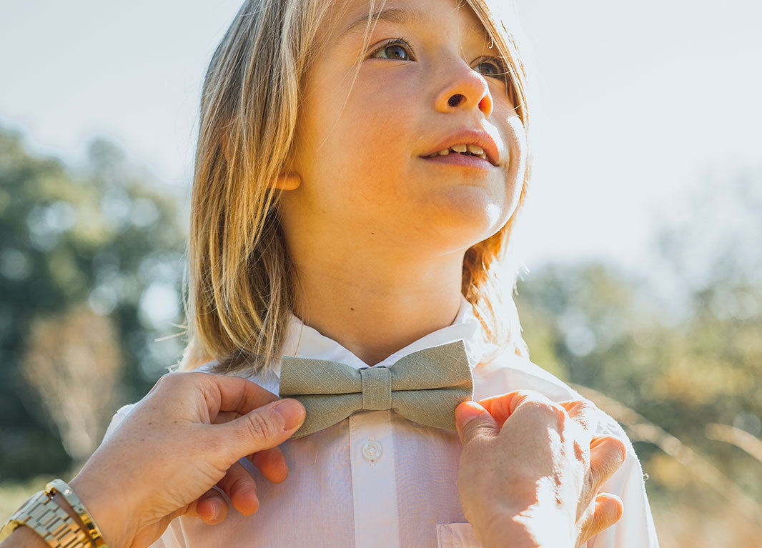 Choisir la Bonne Taille de Nœud Papillon pour Enfants et Bébés Imagen